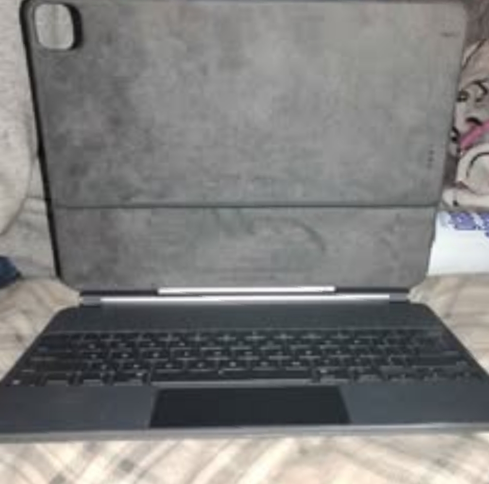 Apple magic keyboards A2480